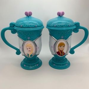 Set of Two Disney On Ice Frozen Elsa & Anna Flip Top Plastic Cups